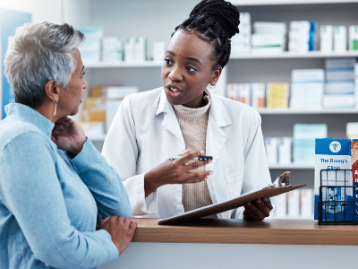 pharmacist talking to patient